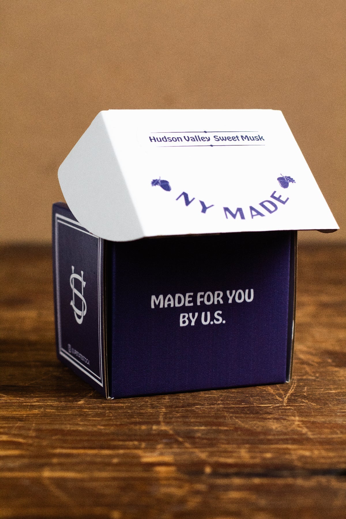 Phoenicia Wild Forest - NY Made Coconut Wax Candle - Clear