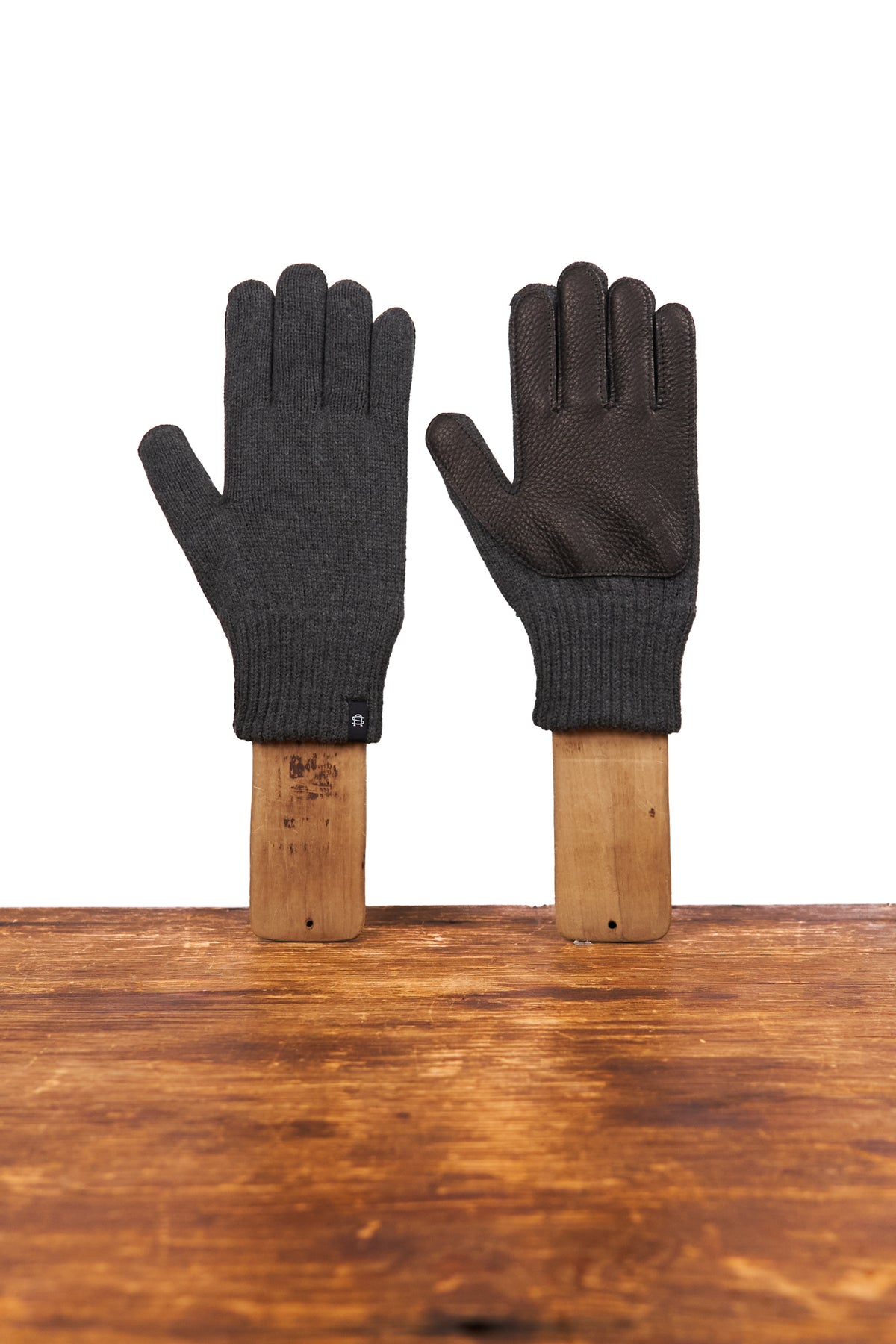 NEW Merino Wool and Recycled PET Full Finger Glove With Black Deerskin - CHARCOAL