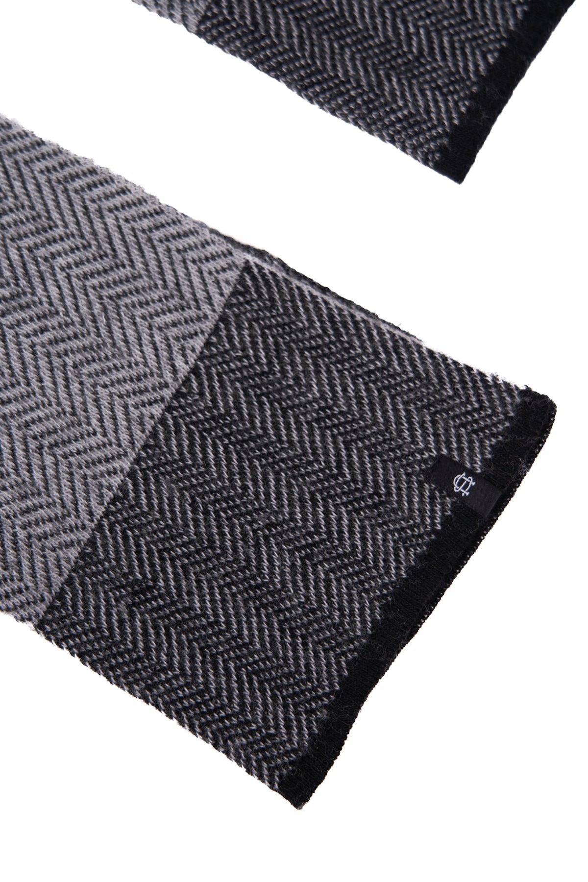 NEW Charcoal Merino Wool and Recycled PET - Terminal 4 Scarf