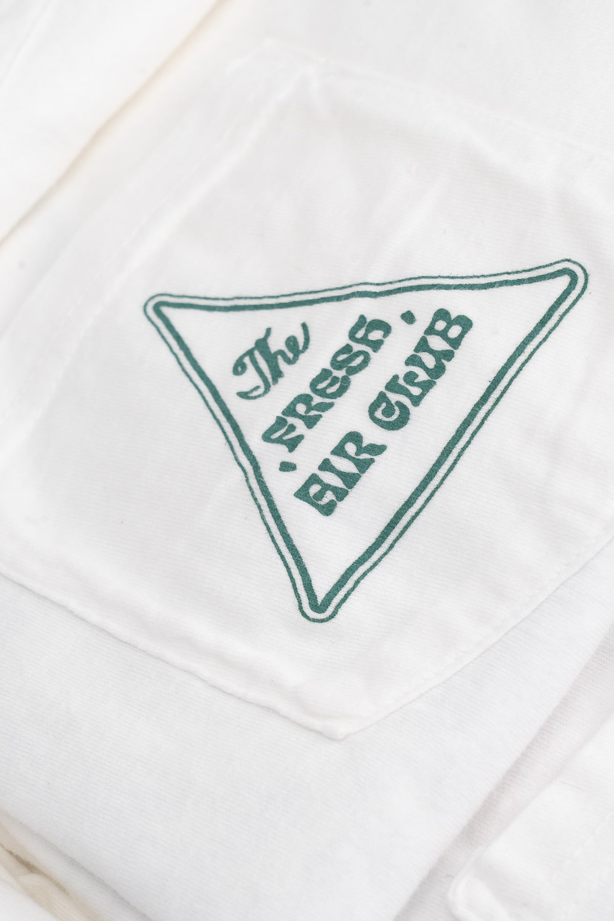 The American Cotton Pocket Tshirt - FRESH AIR CLUB