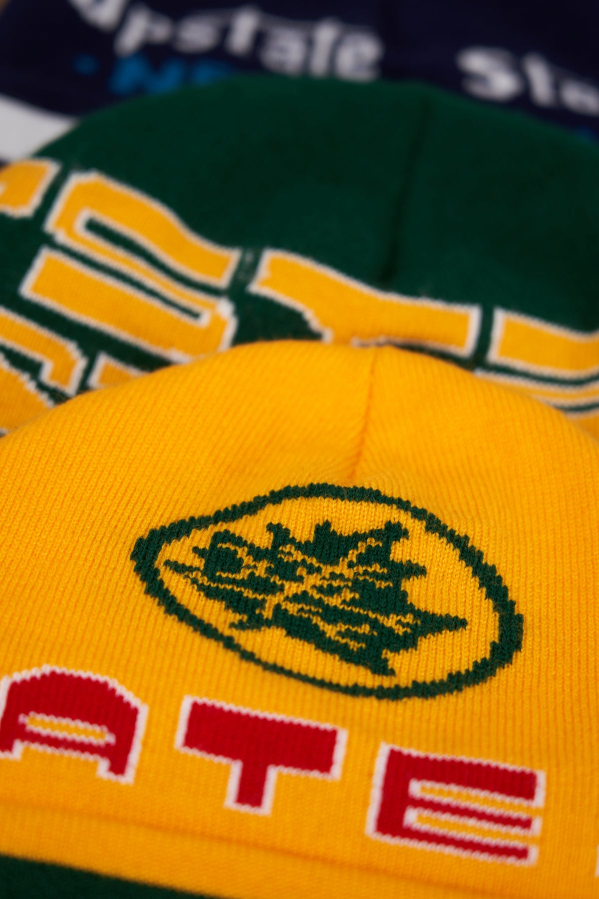 Jacquard Embroidered Beanie -  YELLOW LEAF