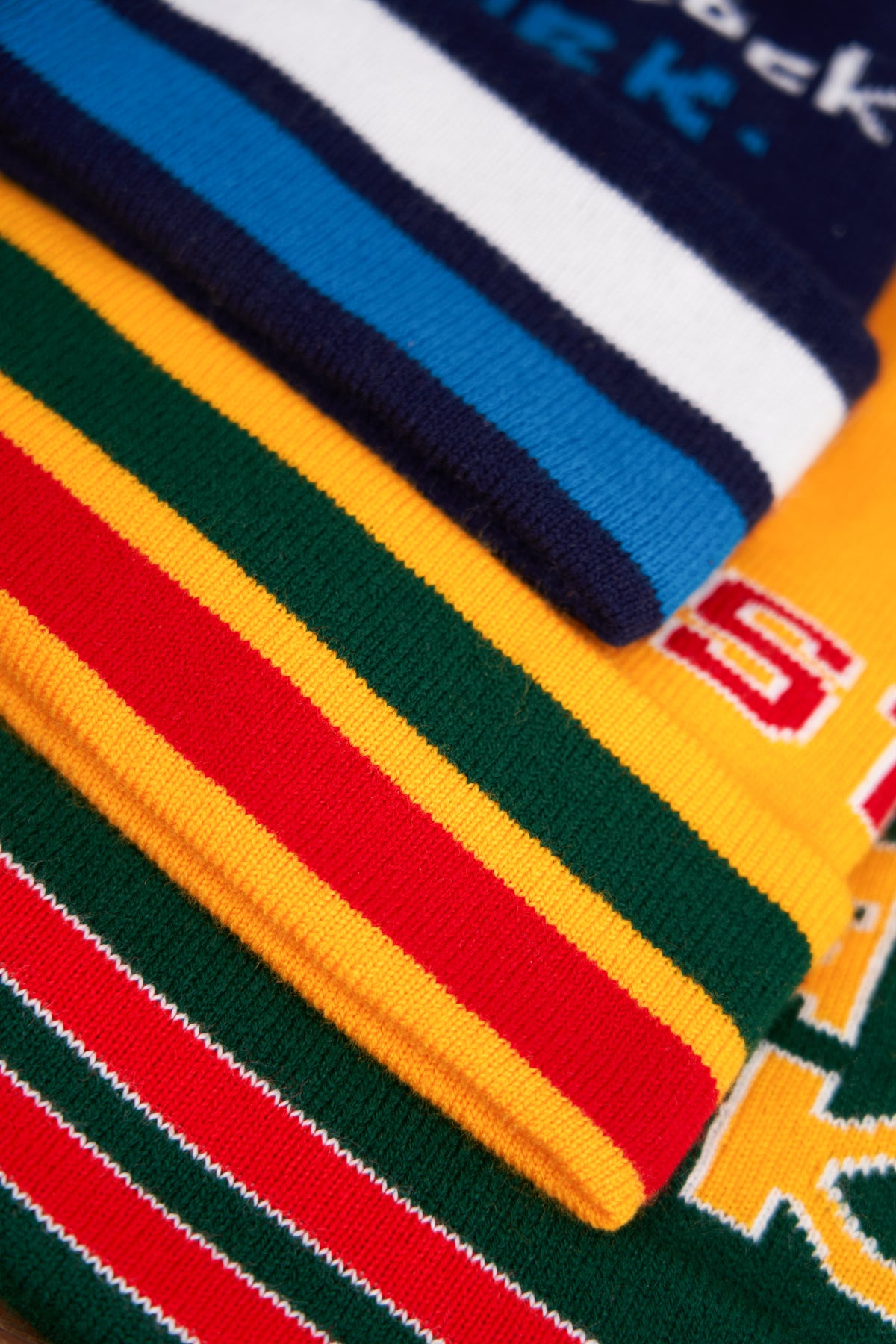 Jacquard Embroidered Beanie -  YELLOW LEAF