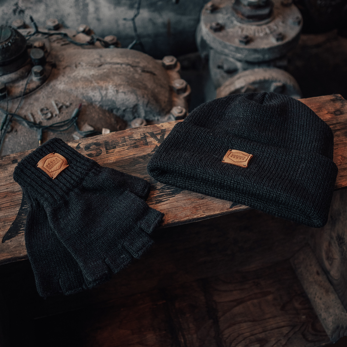 Night Merino Wool Fingerless Glove with Black Deerskin Palm