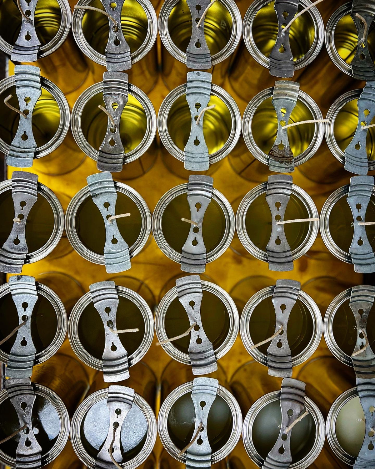 Cabane À Sucre Paint Can Coconut Wax Candle