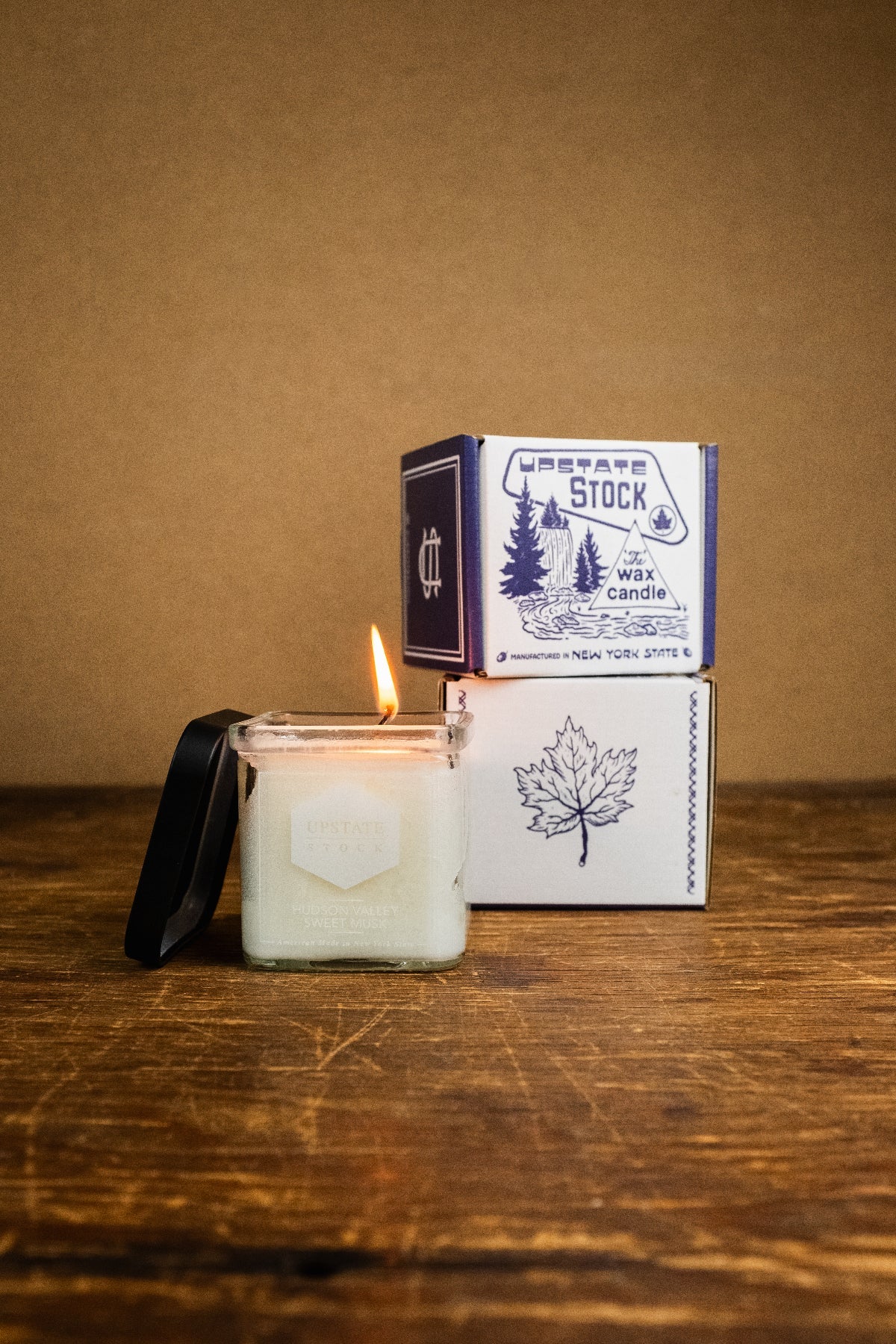 Minnewaska Flowering Dogwood - NY Made Coconut Wax Candle - Clear