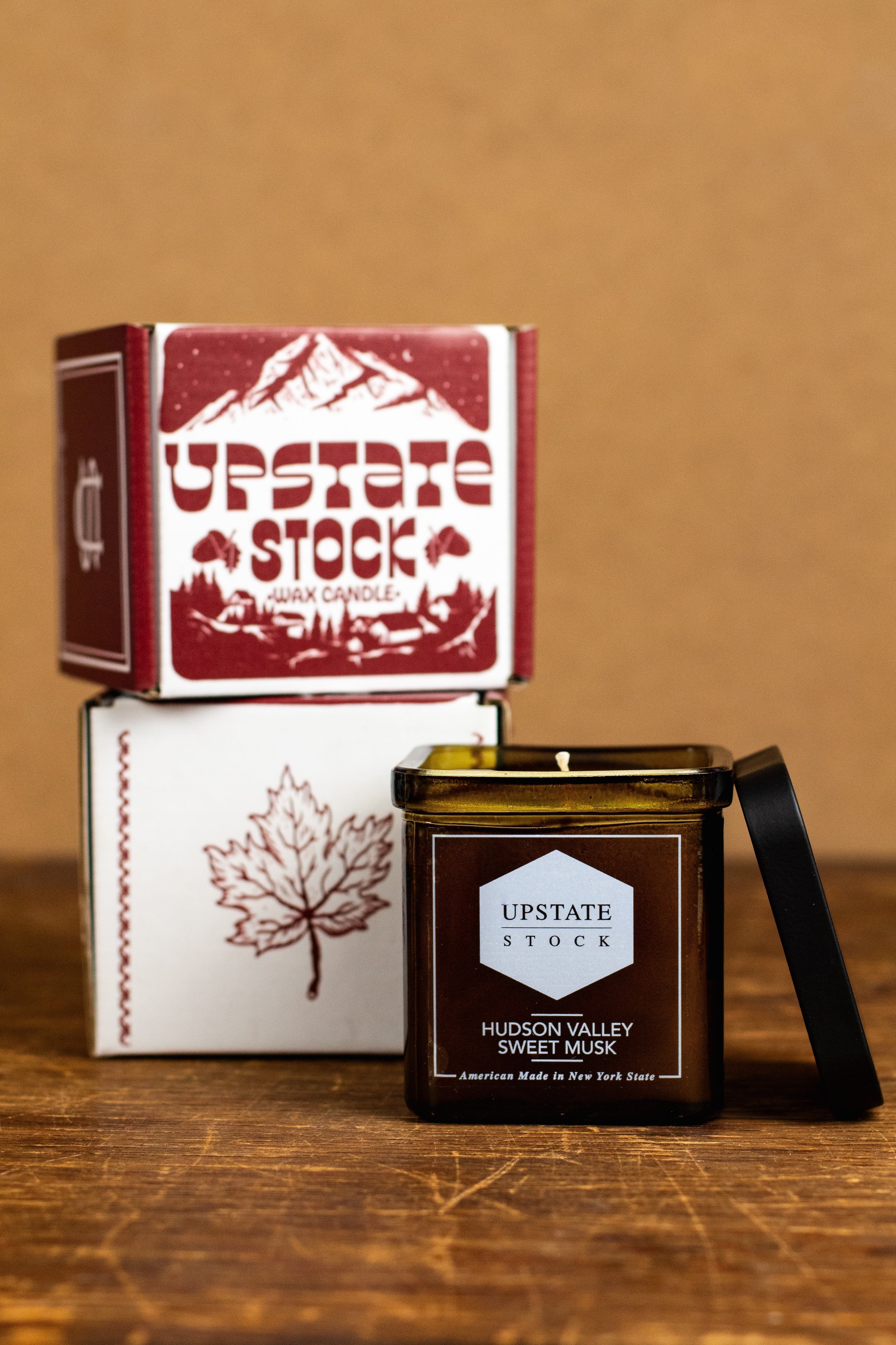 Terhune Apple Orchard - NY Made Coconut Wax Candle - Amber