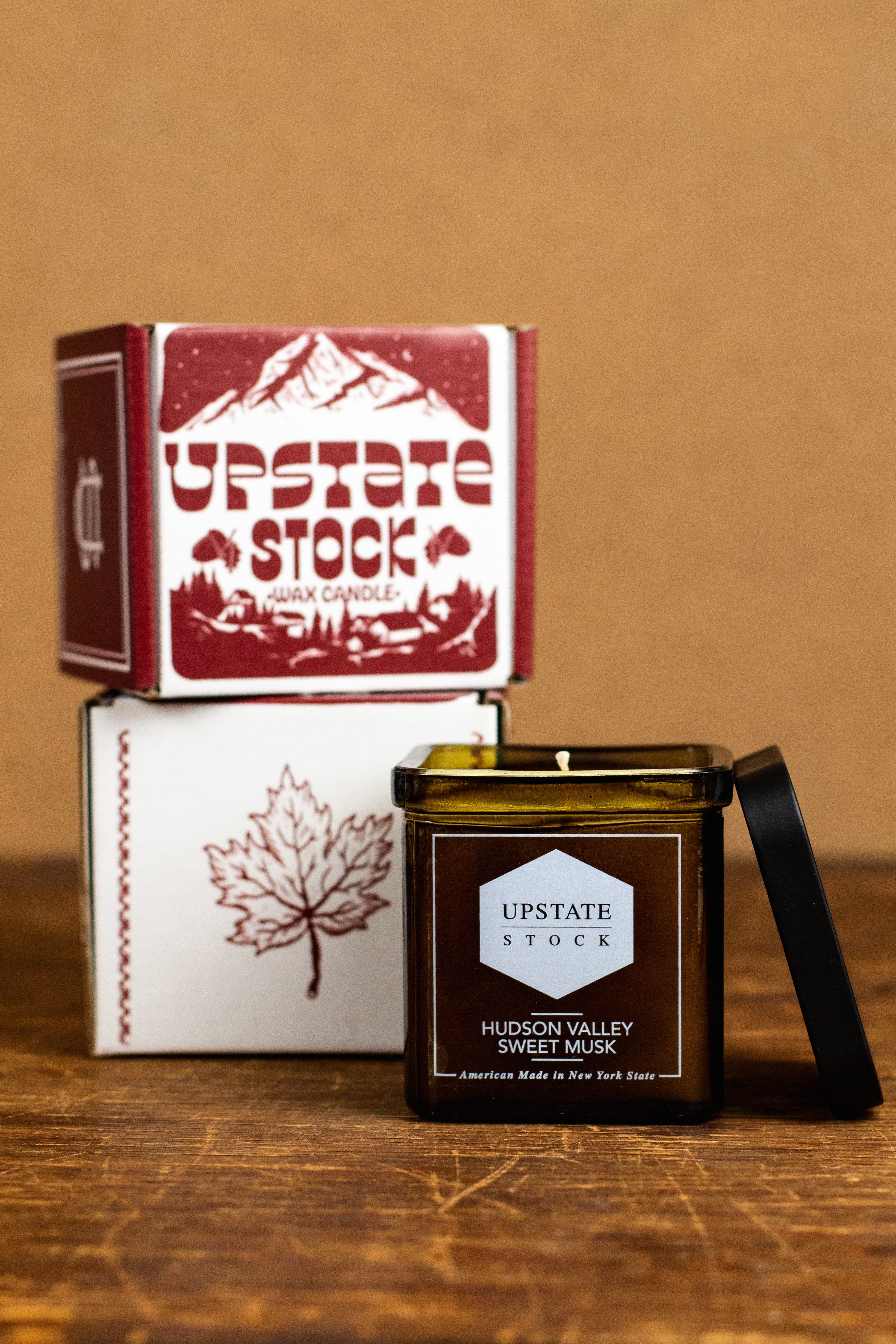 Minnewaska Flowering Dogwood - NY Made Coconut Wax Candle - Amber