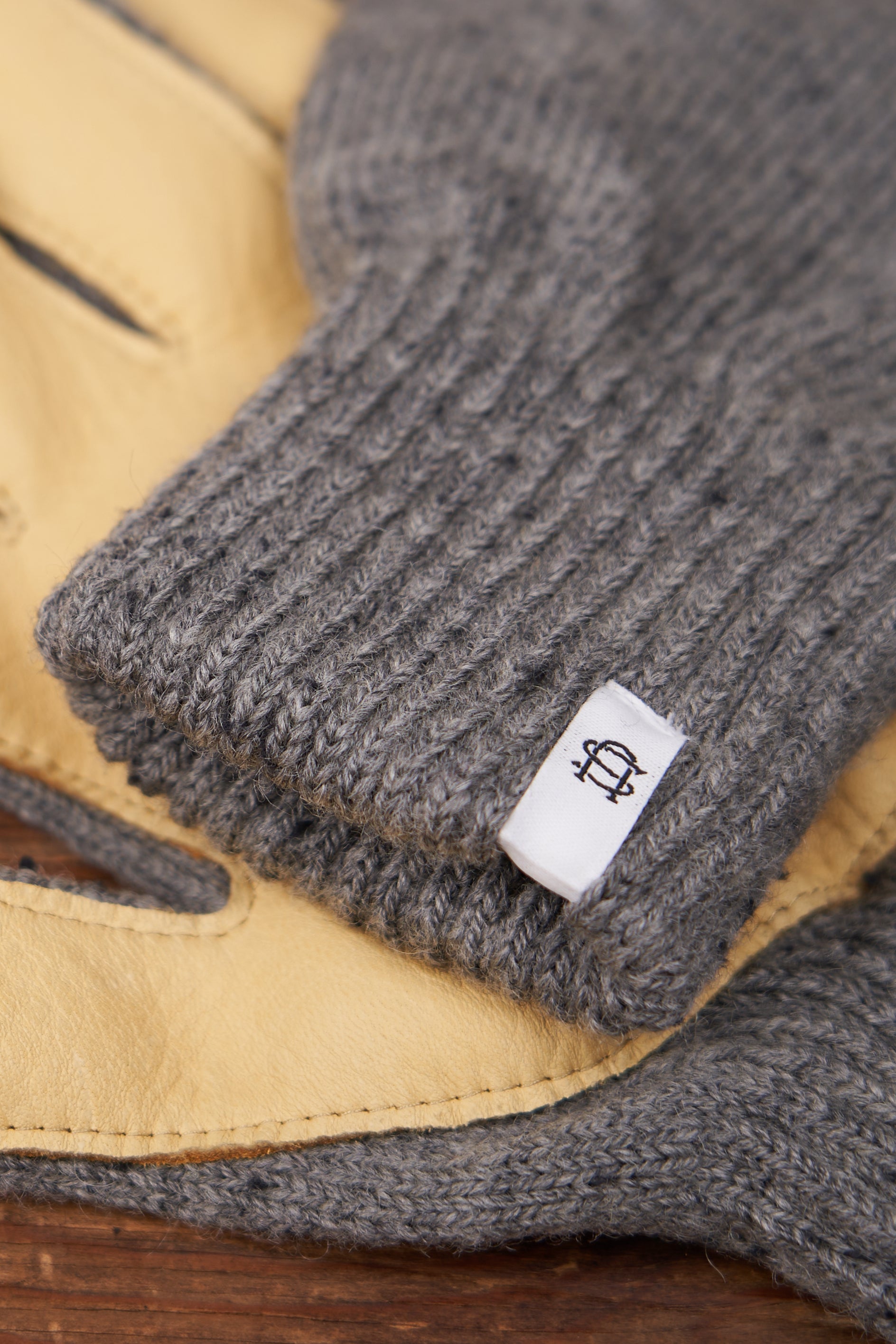 Grey Tweed with Natural Deerskin Full Glove