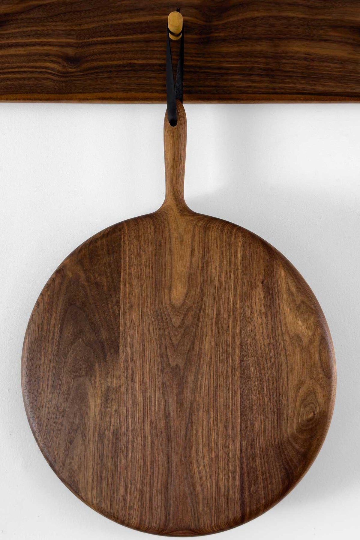 KHEM Studio - The Round Board - WALNUT