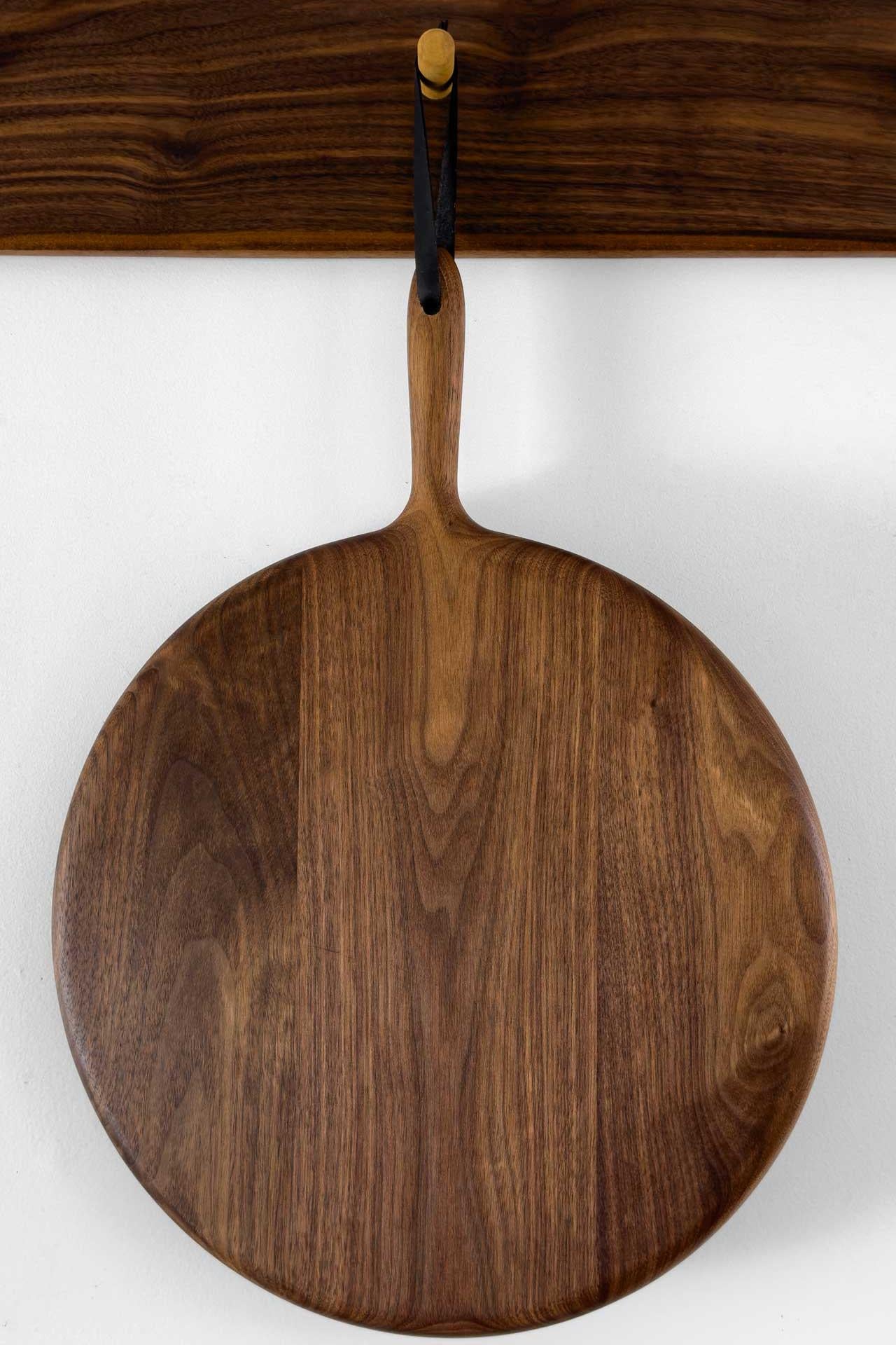 KHEM Studio - The Round Board - WALNUT